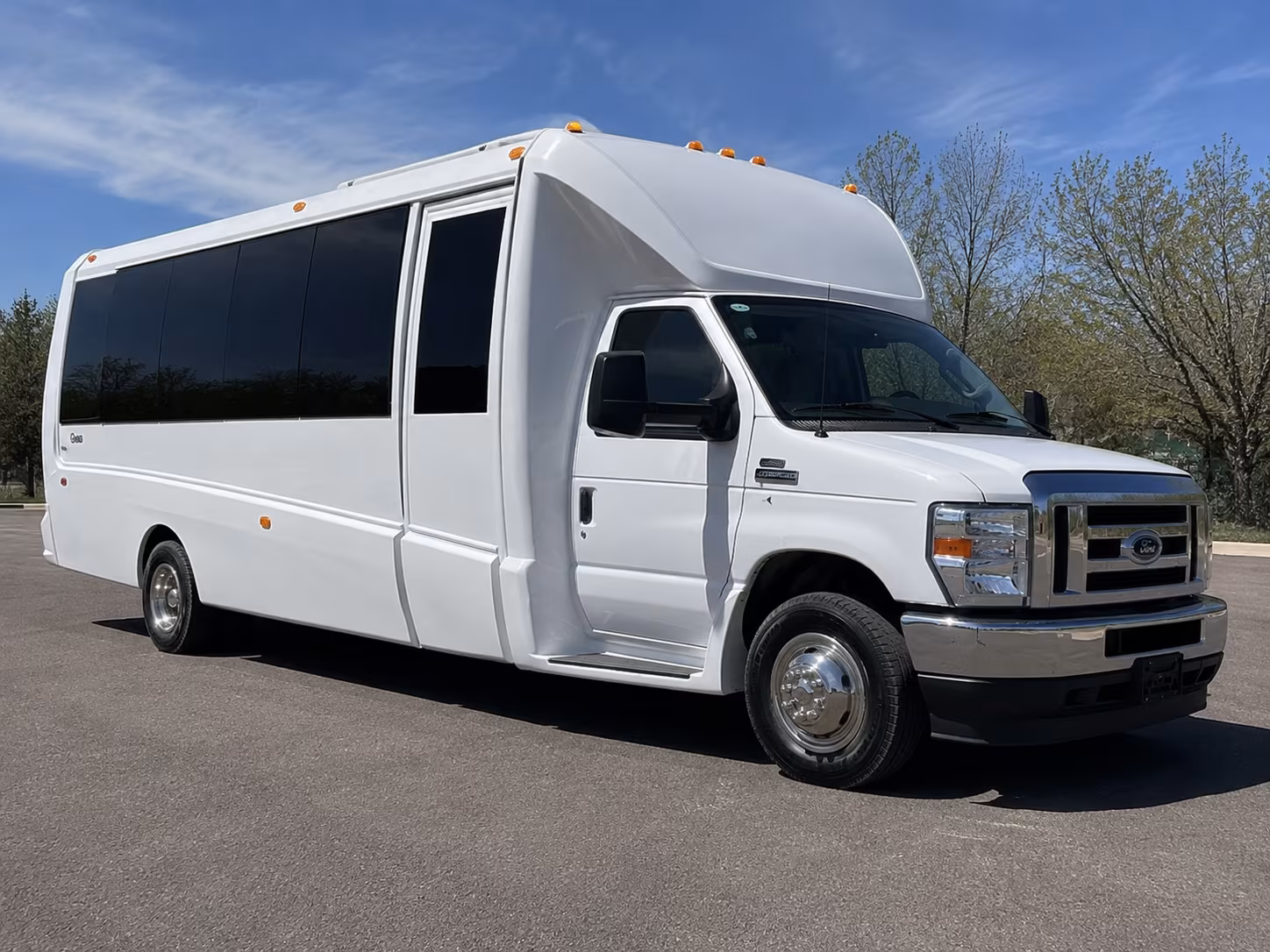 hit every photo stop in your torrance party bus before the dance