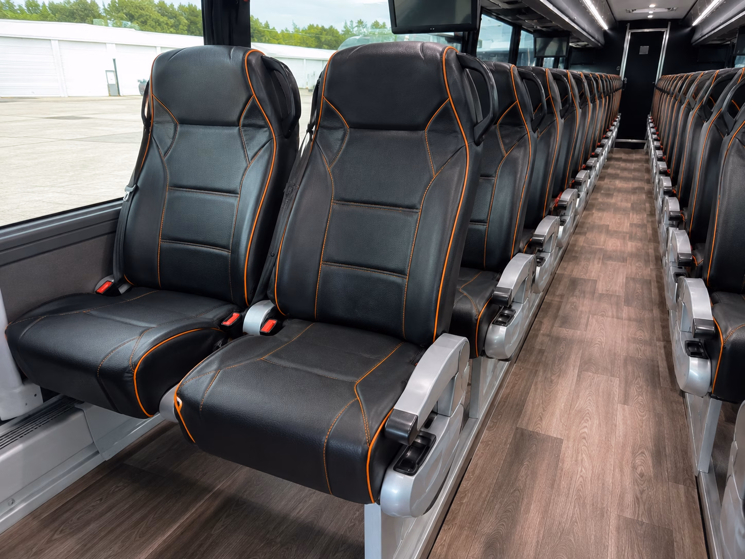 shuttle services for airline crews and airport staff in torrance