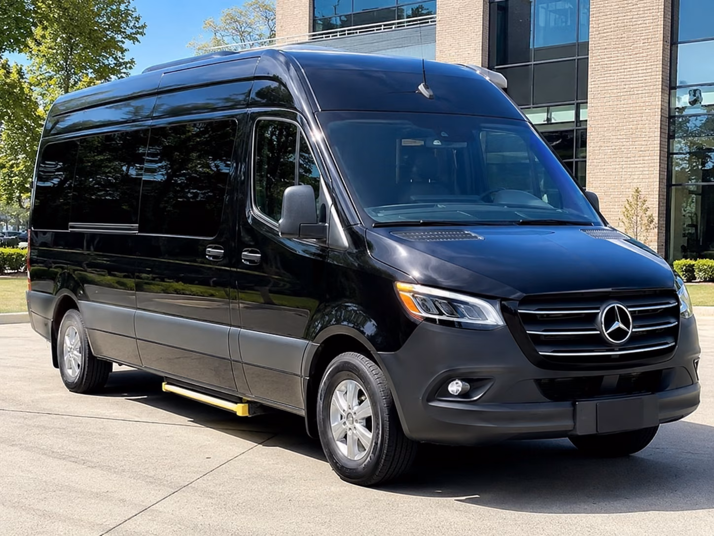 torrance airport shuttle bus rentals for private groups