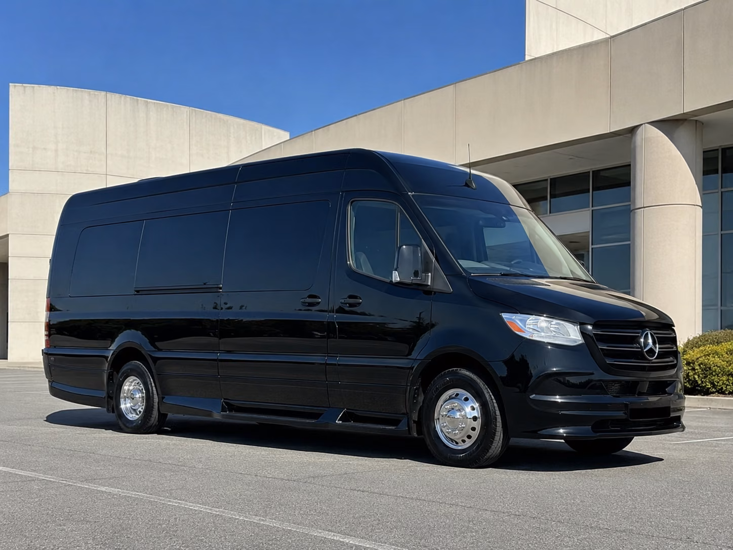 torrance construction and film crew shuttle buses