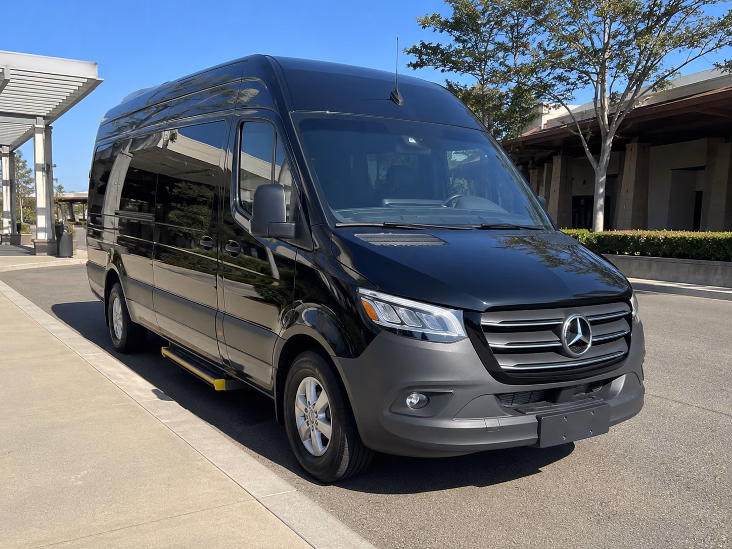 torrance hospital and campus shuttle bus rentals